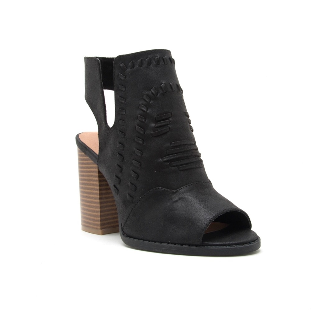 LAST 1❤️ cutout booties black vegan leather - Picture 2 of 2